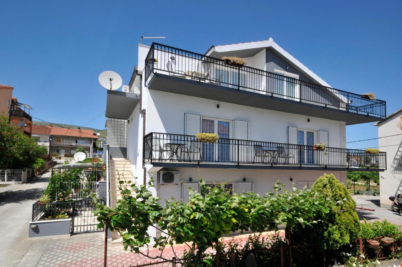 Roza Apartman