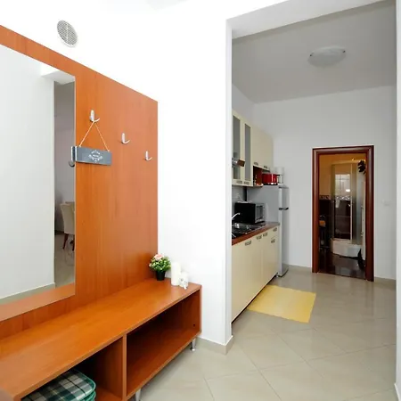 Apartments Roza Trogir Exterior foto
