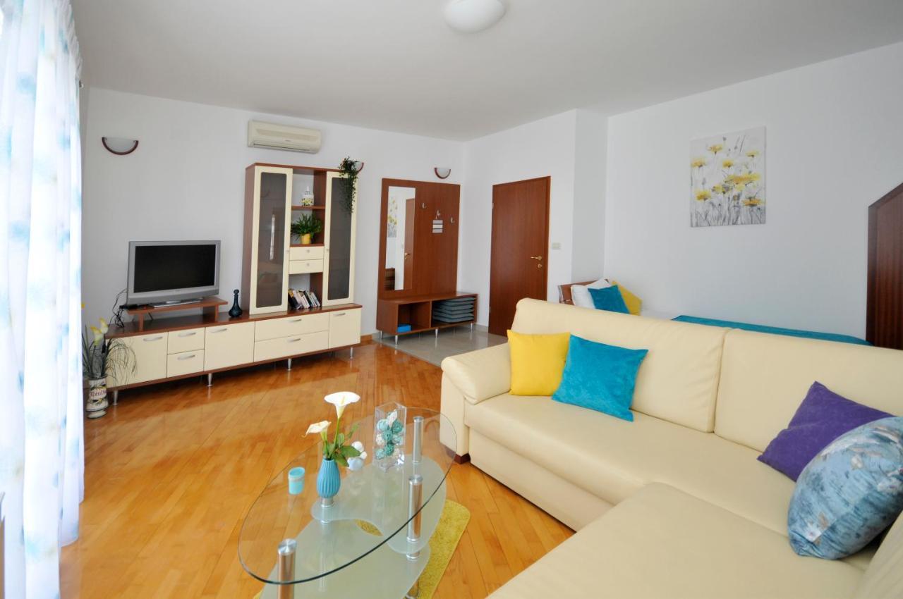 Apartment Roza