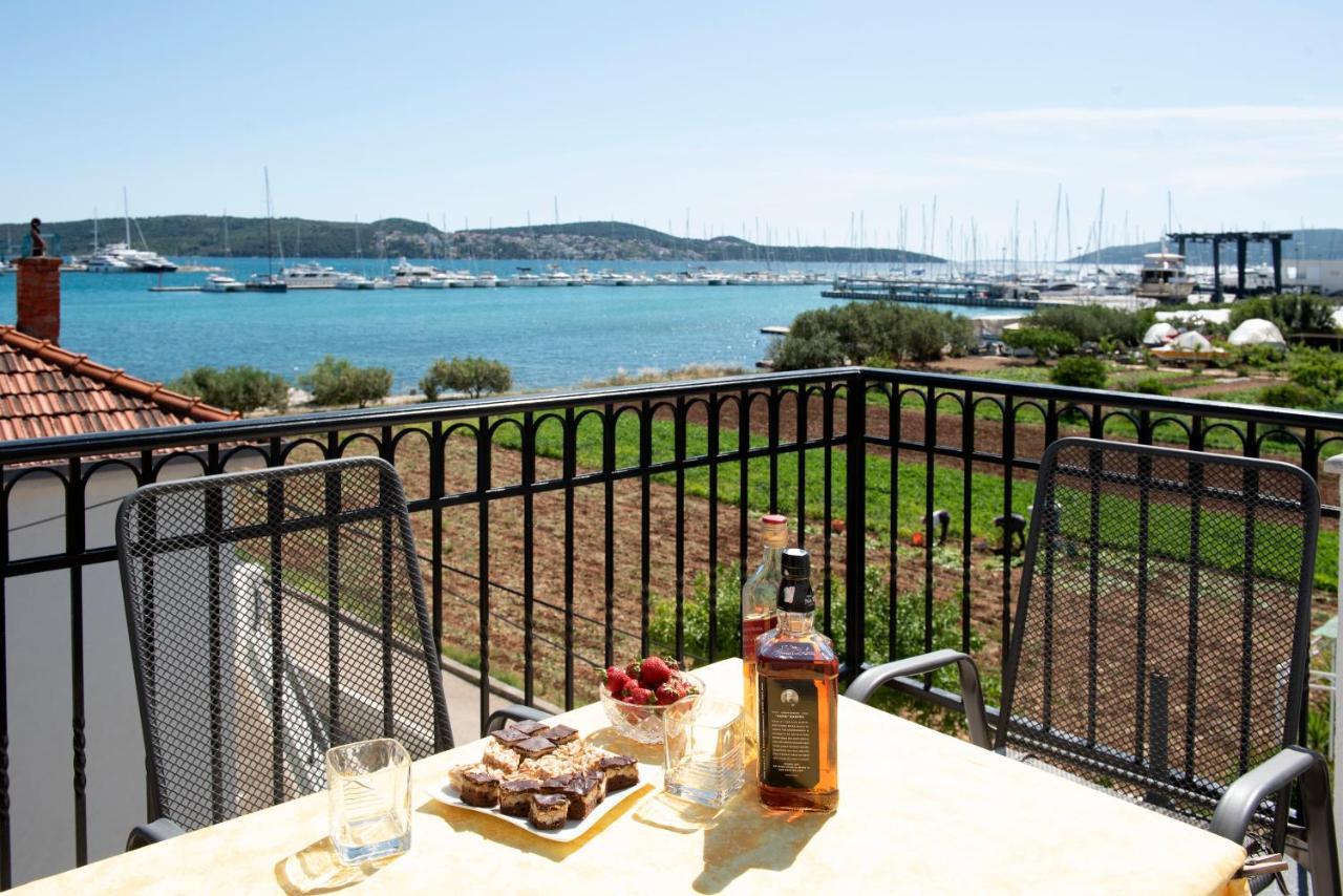 Apartment Roza Trogir